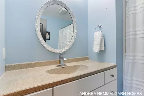 Bath - 4459 36th, Hamilton, MI 49419 photo 5 of 6
