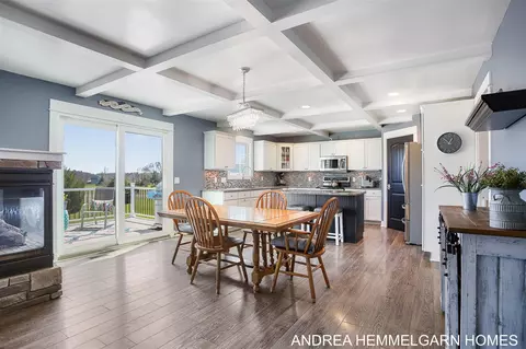 Dining - 4459 36th, Hamilton, MI 49419 photo 1 of 3