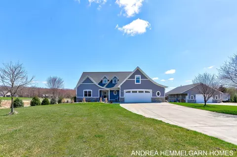 4459 36th, Hamilton, MI 49419
