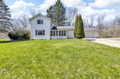 1530 S Dearing, Parma, MI 49269