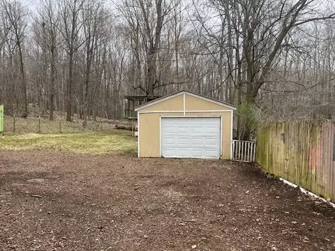 73 E Duck Lk, Gobles, MI 49055 photo 2