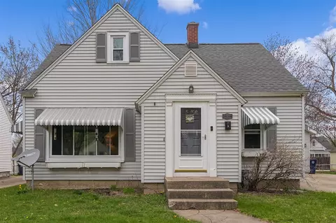 359 W 20th, Holland, MI 49423