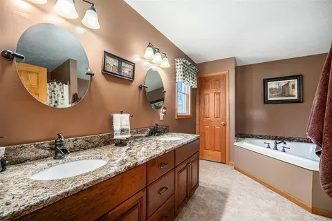 Bath - 61651 County Line, Three Rivers, MI 49093 photo 2 of 5
