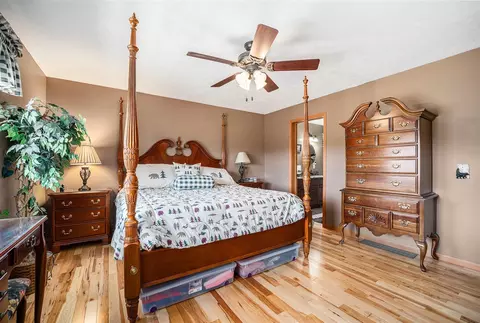 Bedroom - 61651 County Line, Three Rivers, MI 49093 photo 1 of 5