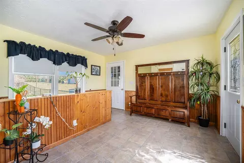 Entry Way - 61651 County Line, Three Rivers, MI 49093 photo 1 of 1