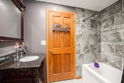 Bath - 61651 County Line, Three Rivers, MI 49093 photo 4 of 5