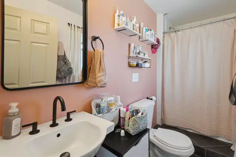 Bath - 9240 Cady, Jackson, MI 49201 photo 4 of 4