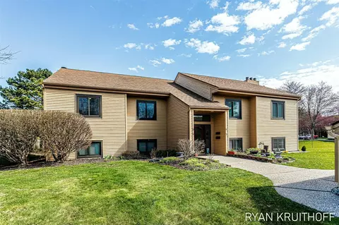 300 Farington #43, Holland, MI 49423