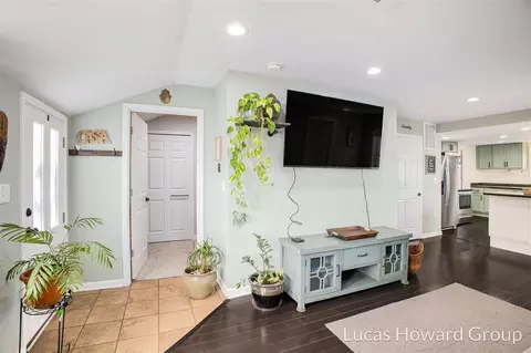 Entry Way - 437 S Main, Fowler, MI 48835 photo 1 of 1