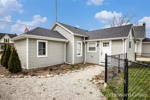 Exterior - 437 S Main, Fowler, MI 48835 photo 5 of 5