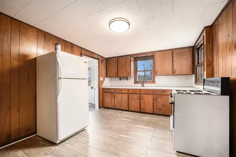 Kitchen - 180 Race, Constantine, MI 49042 photo 1 of 2