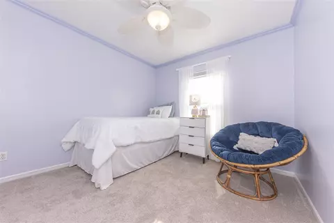 Bedroom - 3720 Meadow Vw, Dexter, MI 48130 photo 5 of 9