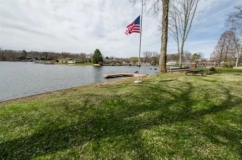 Exterior - 7100 S Maple, Coloma, MI 49038 photo 5 of 10