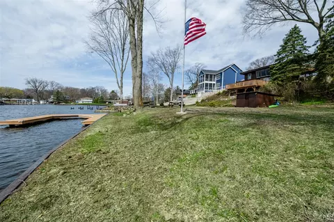 Exterior - 7100 S Maple, Coloma, MI 49038 photo 4 of 10