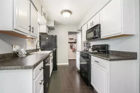 1004 Needham, Walker, MI 49544 photo 10