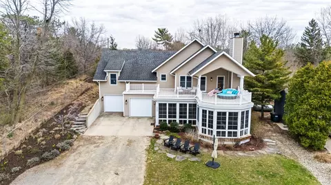 5489 Sunset, Stevensville, MI 49127