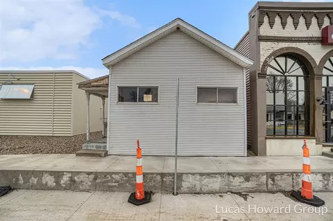 - W Main, Marcellus, MI 49067