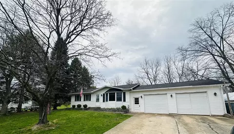 2107 Maple, Hastings, MI 49058