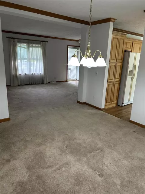 Dining - 4 Grady, Coldwater, MI 49036 photo 1 of 2