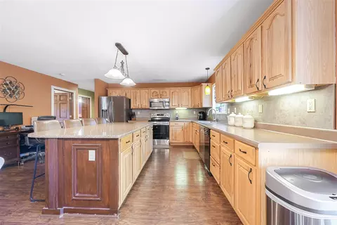 Kitchen - 3241 E Cranberry Lk, Harrison, MI 48625 photo 6 of 6