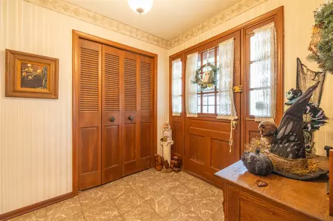 Entry Way - 3514 Judd, Milan, MI 48160 photo 1 of 2