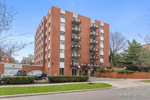 30 College #37, Grand Rapids, MI 49503