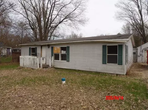 2707 East, Niles, MI 49120