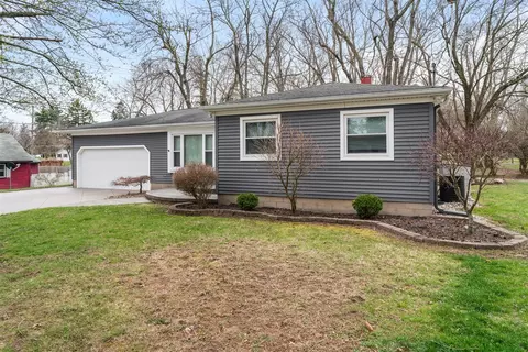 4 Morry, Hillsdale, MI 49242