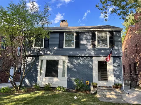 240 Mckinley, Grosse Pointe Farms, MI 48236