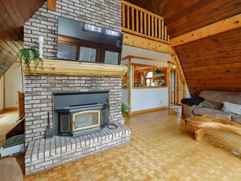 Living - 13394 E G, Augusta, MI 49012 photo 3 of 5