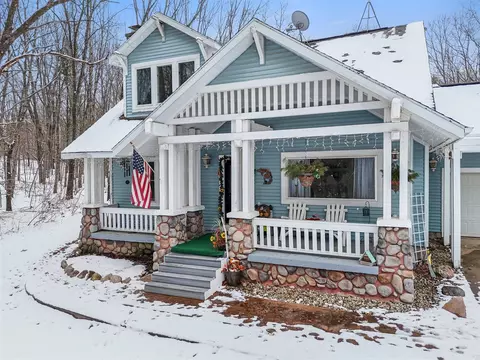 12185 230th, Big Rapids, MI 49307