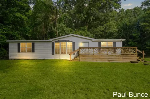 1417 Grand Riv, Ada, MI 49301