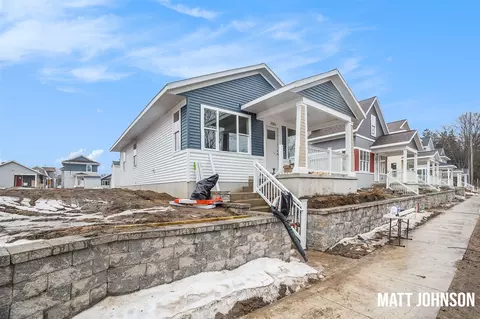 2086 Linden, Grand Rapids, MI 49507