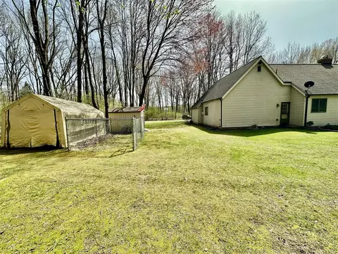 Exterior - 1606 Bunting, Jackson, MI 49201 photo 13 of 24