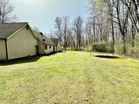 Exterior - 1606 Bunting, Jackson, MI 49201 photo 16 of 24