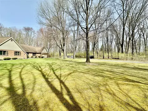Exterior - 1606 Bunting, Jackson, MI 49201 photo 7 of 24