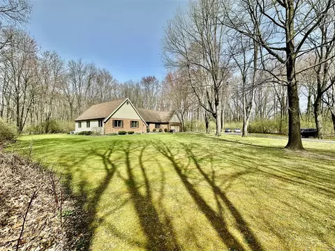 Exterior - 1606 Bunting, Jackson, MI 49201 photo 8 of 24