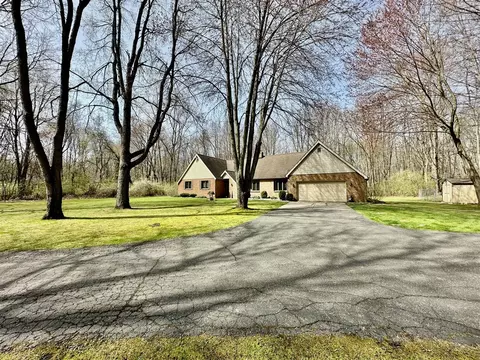 Exterior - 1606 Bunting, Jackson, MI 49201 photo 11 of 24