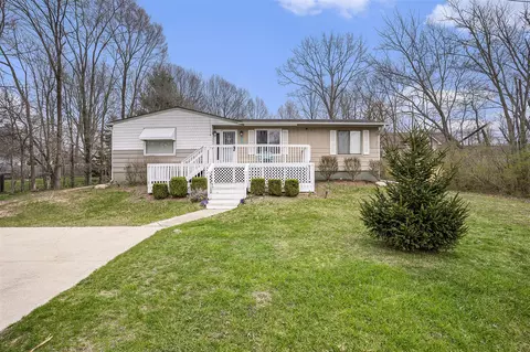 75 Pershing, South Haven, MI 49090