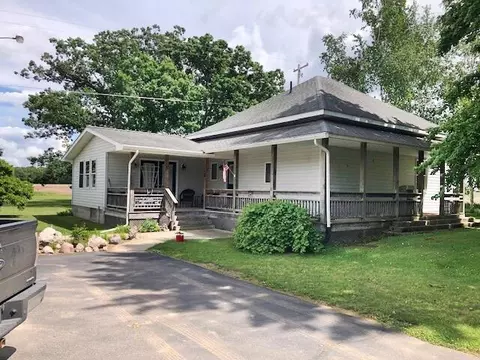 2962 N Johnson, Trufant, MI 49347