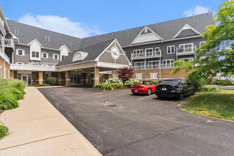 917 W Savidge #34, Spring Lake, MI 49456