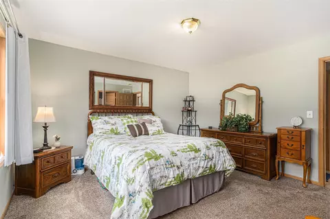 Bedroom - 14329 Waubascon, Bellevue, MI 49021 photo 1 of 8