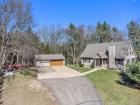 14329 Waubascon, Bellevue, MI 49021