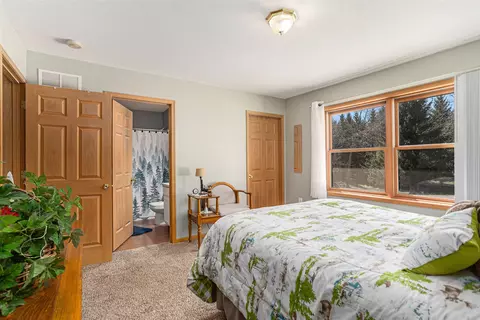 Bedroom - 14329 Waubascon, Bellevue, MI 49021 photo 2 of 8