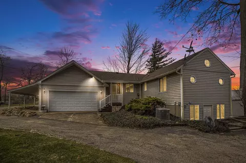 10817 Long Pt, Plainwell, MI 49080 photo 2