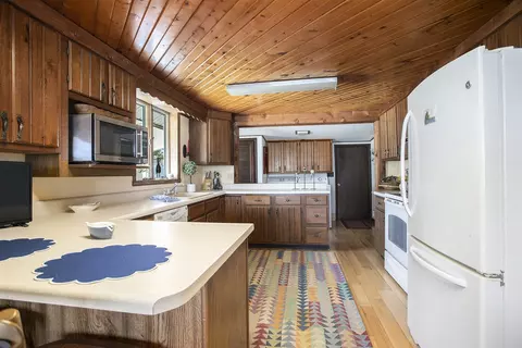 10817 Long Pt, Plainwell, MI 49080 photo 5