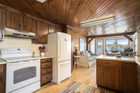 10817 Long Pt, Plainwell, MI 49080 photo 6