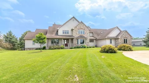 19325 Sibley, Chelsea, MI 48118