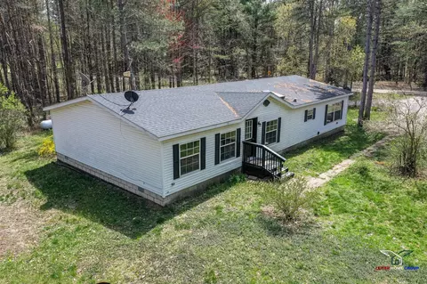 11923 E Spencer, Sumner, MI 48889 photo 30