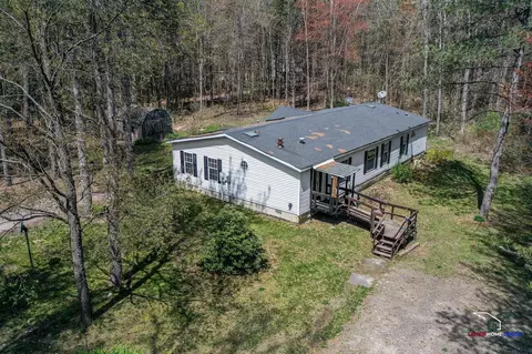 11923 E Spencer, Sumner, MI 48889 photo 31